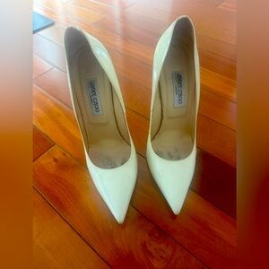 JIMMY CHOOSE PATENT LEATHER CREAM high heel pump Size 41